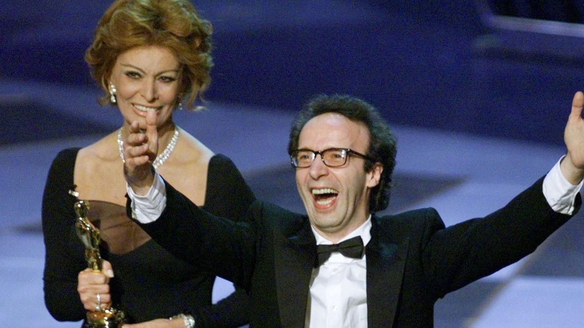 https://wips.plug.it/cips/libero.it/magazine/cms/2026/02/film-italiani-premio-oscar-miglior-straniero-vittorio-de-sica-federico-fellini-paolo-sorrentino.jpg