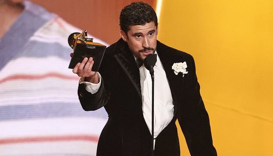 Grammy Awards 2026, tutti i vincitori e le proteste contro Trump e l'ICE