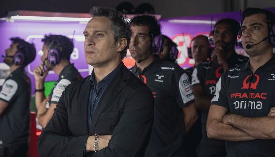 Claudio Santamaria campione della MotoGP in Idoli - Fino all’ultima corsa