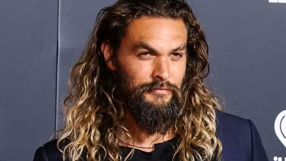 https://wips.plug.it/cips/libero.it/magazine/cms/2026/02/jason-momoa-cast-helldivers-quando-esce-film-videogioco.jpg
