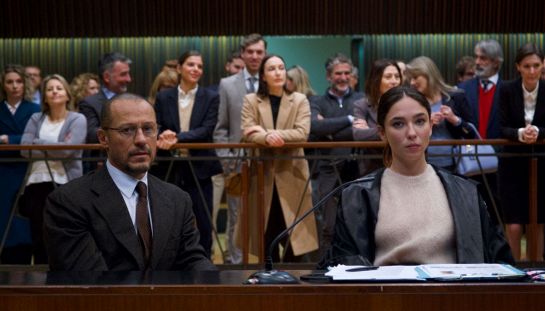 La Lezione: Matilda De Angelis e Stefano Accorsi in un appassionante thriller