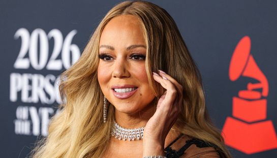 Olimpiadi Milano-Cortina, Mariah Carey apre la cerimonia con 'Nel blu dipinto di blu'