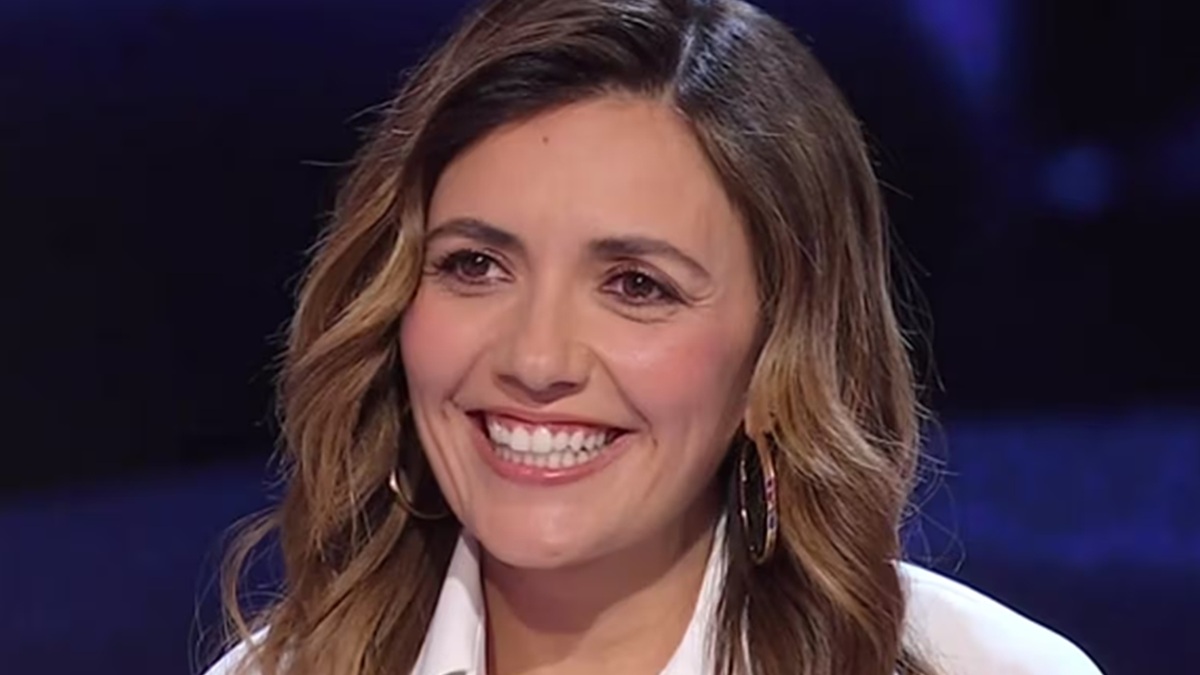 Caccia al tesoro, Serena Rossi preoccupata per il figlio malato in questa commedia irriverente