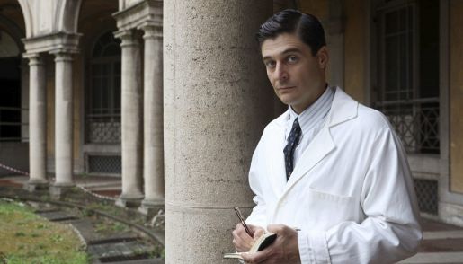 Le libere donne, Lino Guanciale: "Io e Mario Tobino, sento un legame fortissimo. Il successo? Non me ne rendo conto"