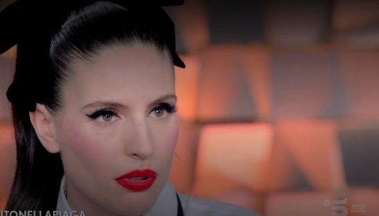 Ditonellapiaga a Verissimo, brividi dopo Sanremo: "Sono stupefatta". E svela perché il fidanzato l'ha salvata