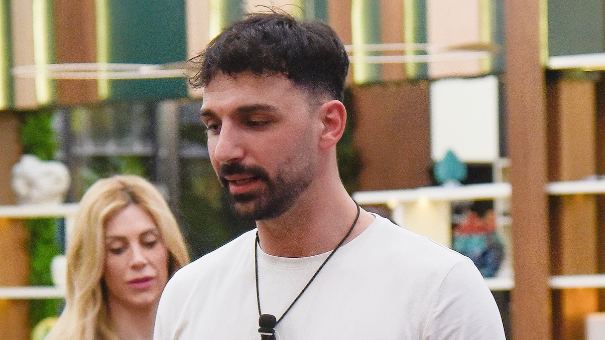 Grande Fratello Vip, Raimondo Todaro fa una confessione inaspettata su Francesca Tocca: "Ci siamo lasciati due volte"