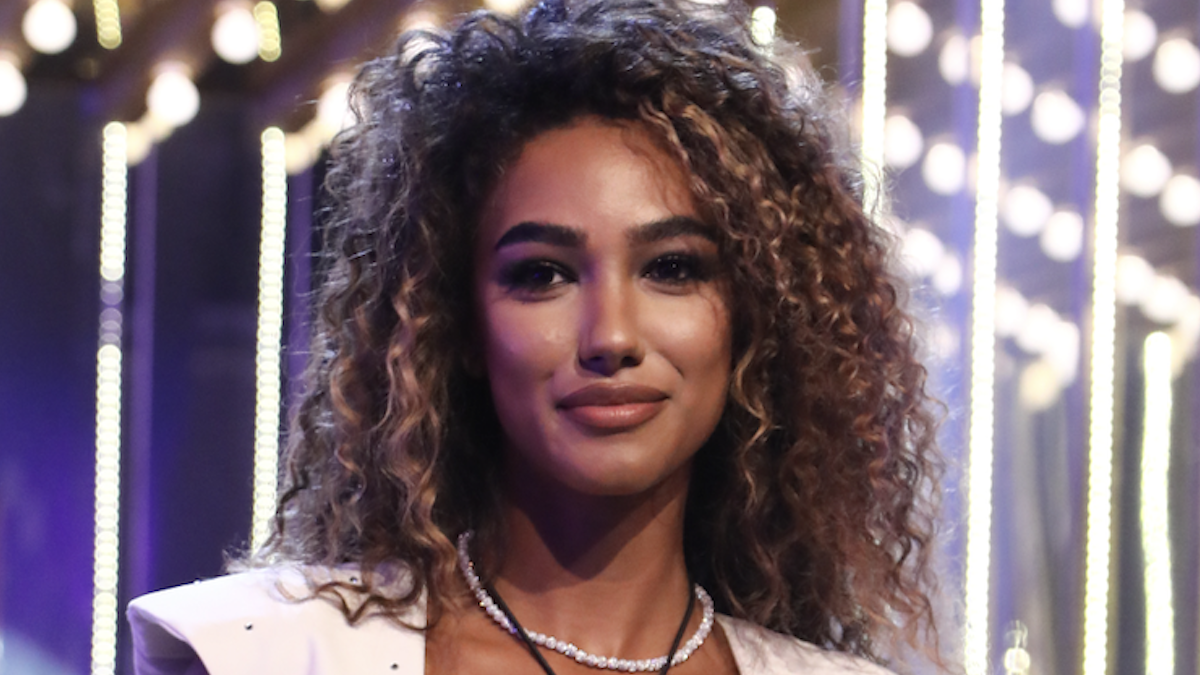 Samira Lui a La Ruota della Fortuna, compleanno con Gerry Scotti e svolta in arrivo: il 'regalo' di Mediaset