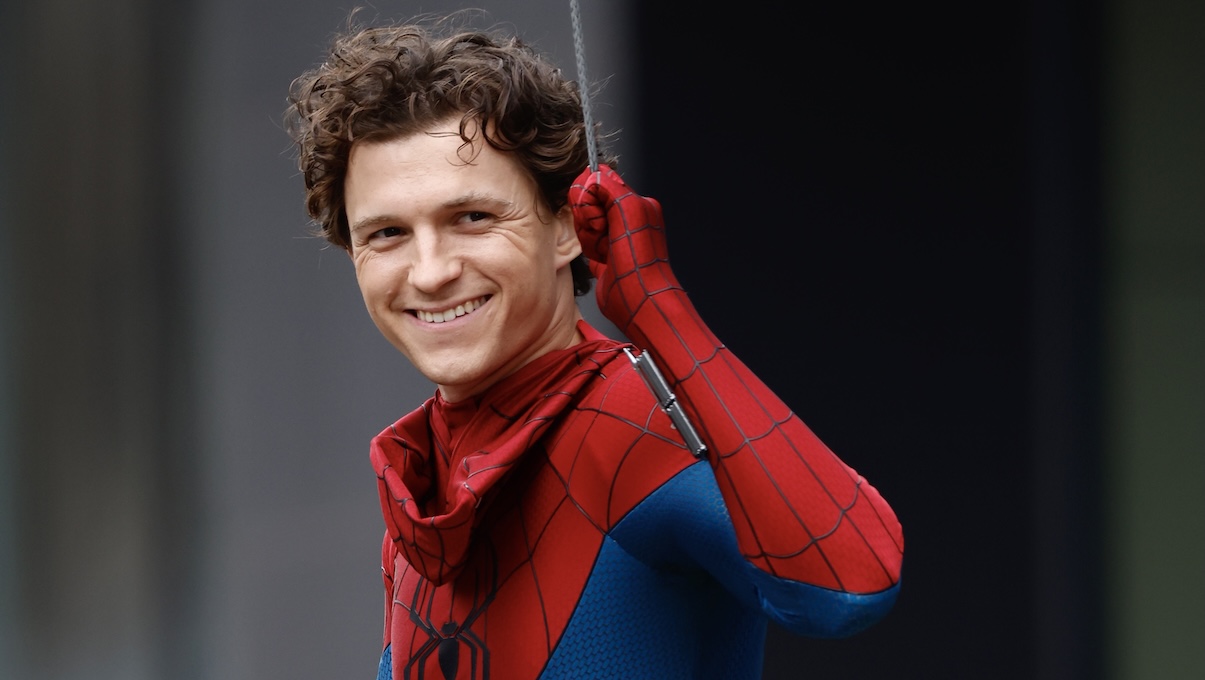 https://wips.plug.it/cips/libero.it/magazine/cms/2026/03/tom-holland.jpg