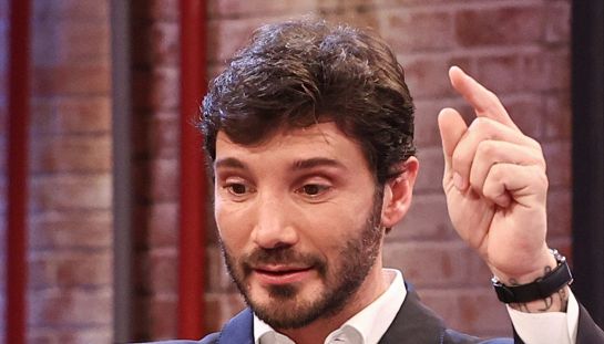 Affari tuoi cosa è successo puntata 15 aprile 2026