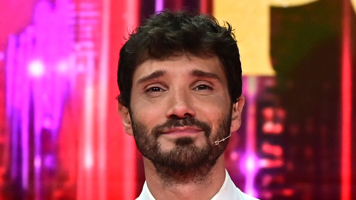 Stefano De Martino conduce Affari Tuoi