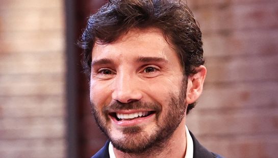 affari tuoi rai erede De Martino estate 2026