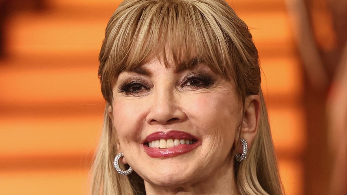 Canzonissima 2026, Milly Carlucci rivive i capolavori (snobbati) di Sanremo: ospiti, canzoni e scaletta ufficiale