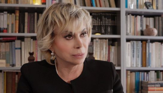 Amanda Lear e Carmen Russo nel nuovo manifesto cinematografico libero che dissacra il mondo dello spettacolo