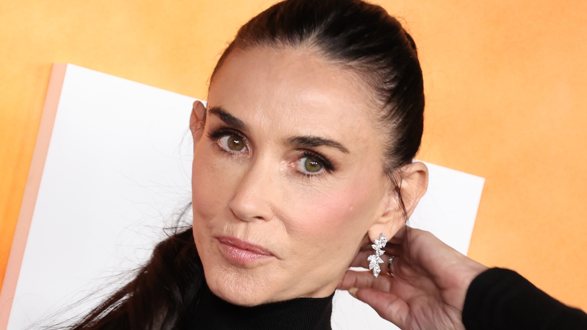 https://wips.plug.it/cips/libero.it/magazine/cms/2026/04/demi-moore-red-carpet-landman-2-fyc-paramount-plus-evento-stagione-3-cami-miller-tornera.jpg