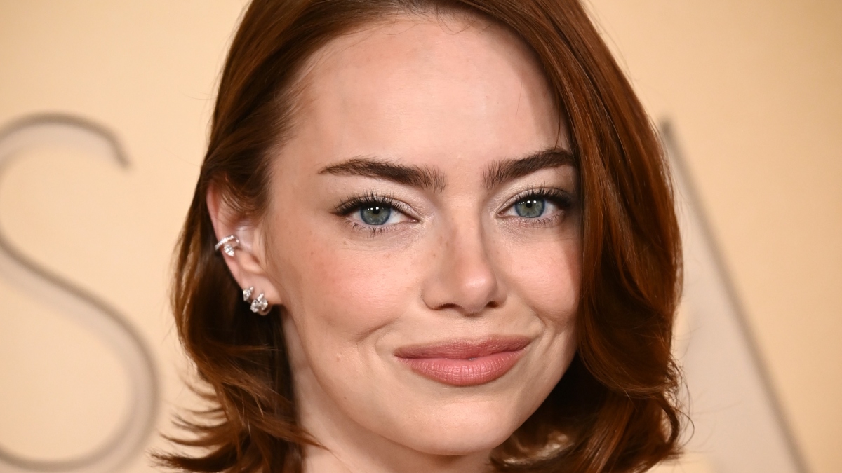 https://wips.plug.it/cips/libero.it/magazine/cms/2026/04/emma-stone-chris-pine-the-catch-uscita-2027-marito-regista-attrice-rom-com-cinema.jpg