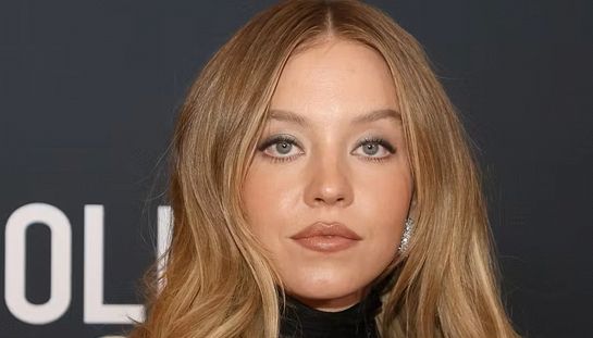 Il Diavolo Veste Prada 2, il cameo di Sydney Sweeney è stato tagliato, non la vedremo nel sequel