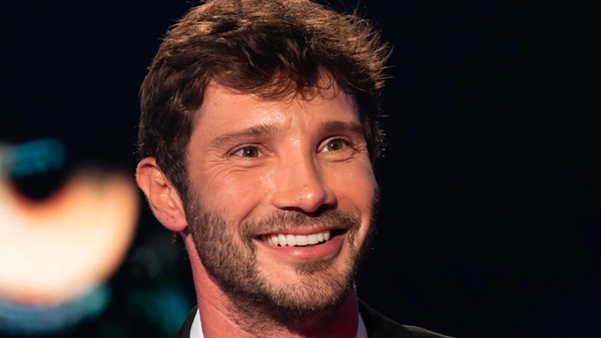 Affari Tuoi, stop improvviso per Stefano De Martino: perché stasera non va in onda e quando torna