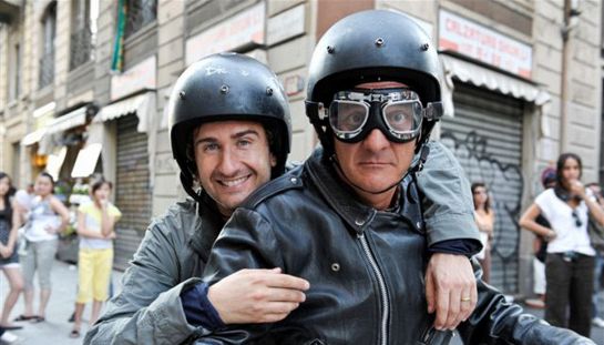 I film in TV stasera: risate con Bisio e fantascienza con The Running Man