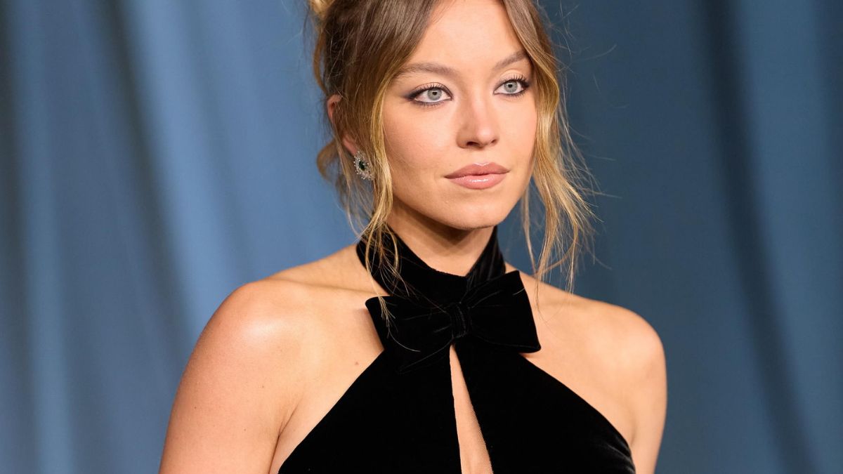 https://wips.plug.it/cips/libero.it/magazine/cms/2026/05/euphoria-3-cassie-sydney-sweeney-onlyfans-irrispettoso-modelle-polemiche.jpg