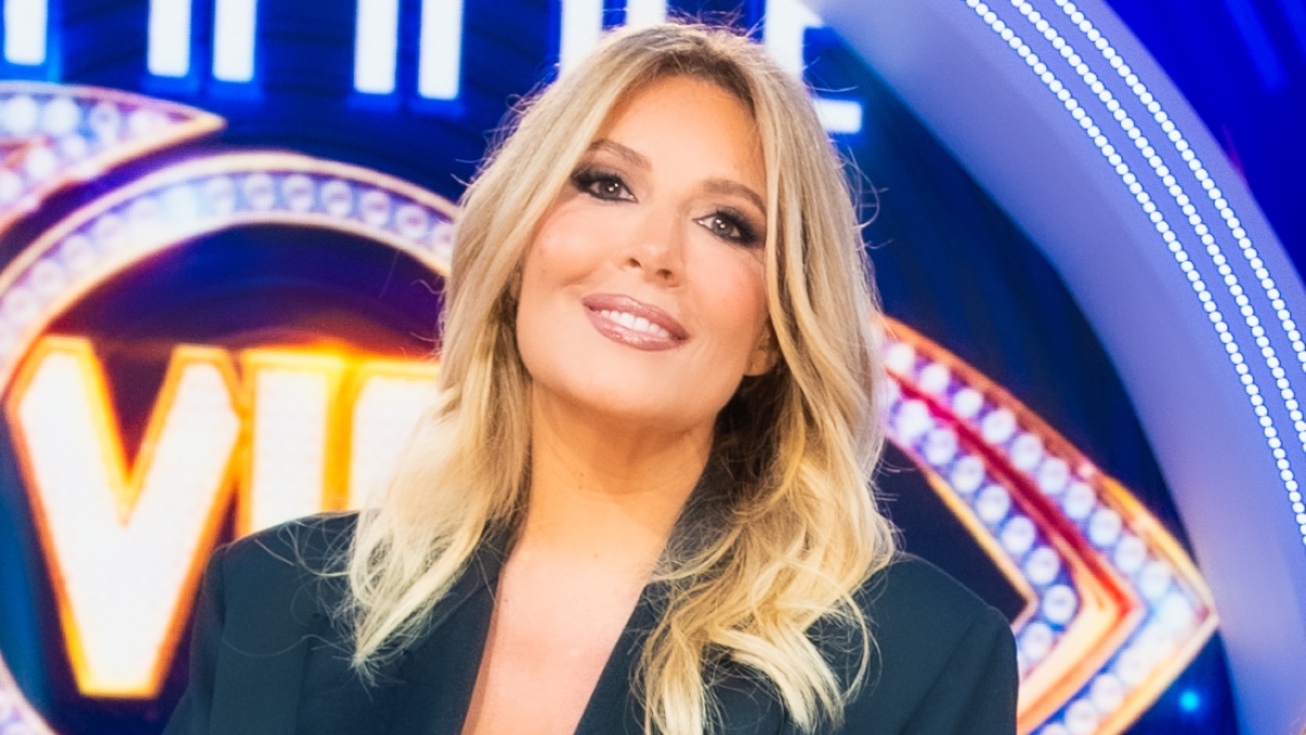 https://wips.plug.it/cips/libero.it/magazine/cms/2026/05/grande_fratello_vip_francesca_mazini_retroscena_lavoro_per_selvaggia_lucarelli.jpeg