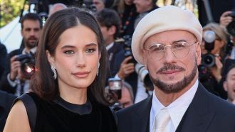 john-travolta-figlia-elle-blue-pilota-di-aerei-nella-vita-reale-film-premiato-a-cannes