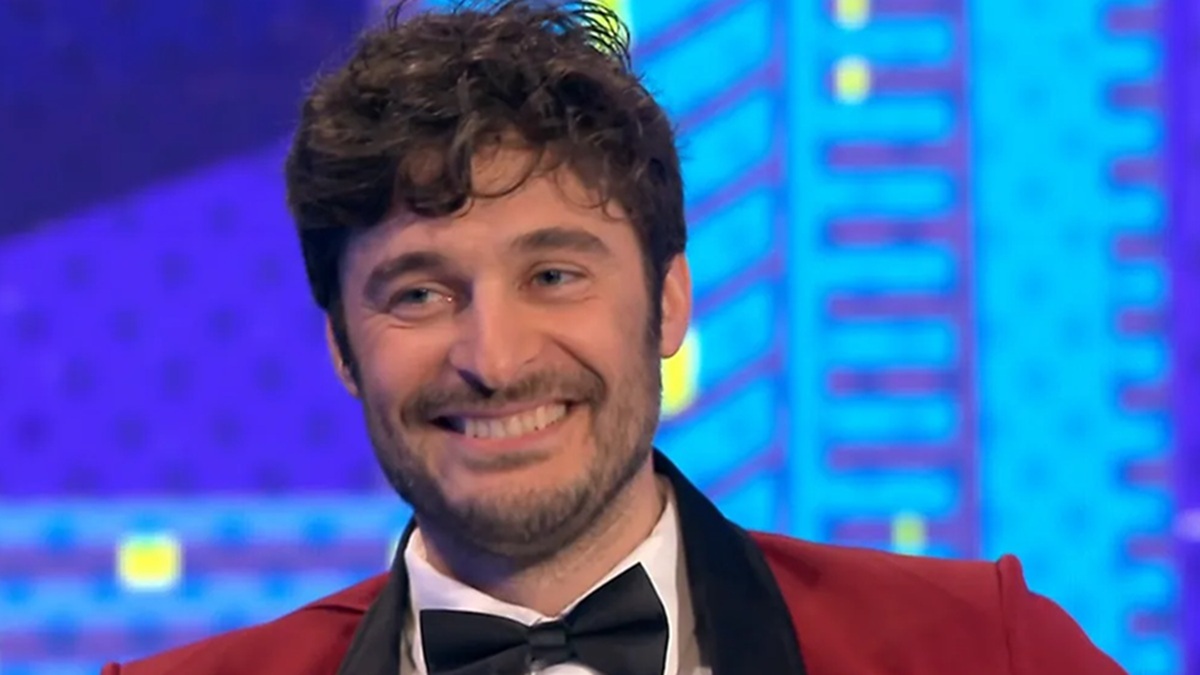 https://wips.plug.it/cips/libero.it/magazine/cms/2026/05/lino-guanciale-raiplay.jpg