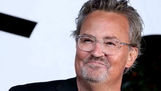 Matthew Perry, oggetti personali e della serie Friends finiscono all'asta