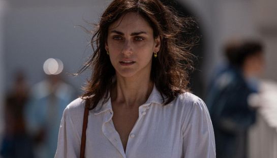 Miriam Leone dà voce alla vita di Lucio Fontana: è lei a guidare i misteri di un artista mai dimenticato