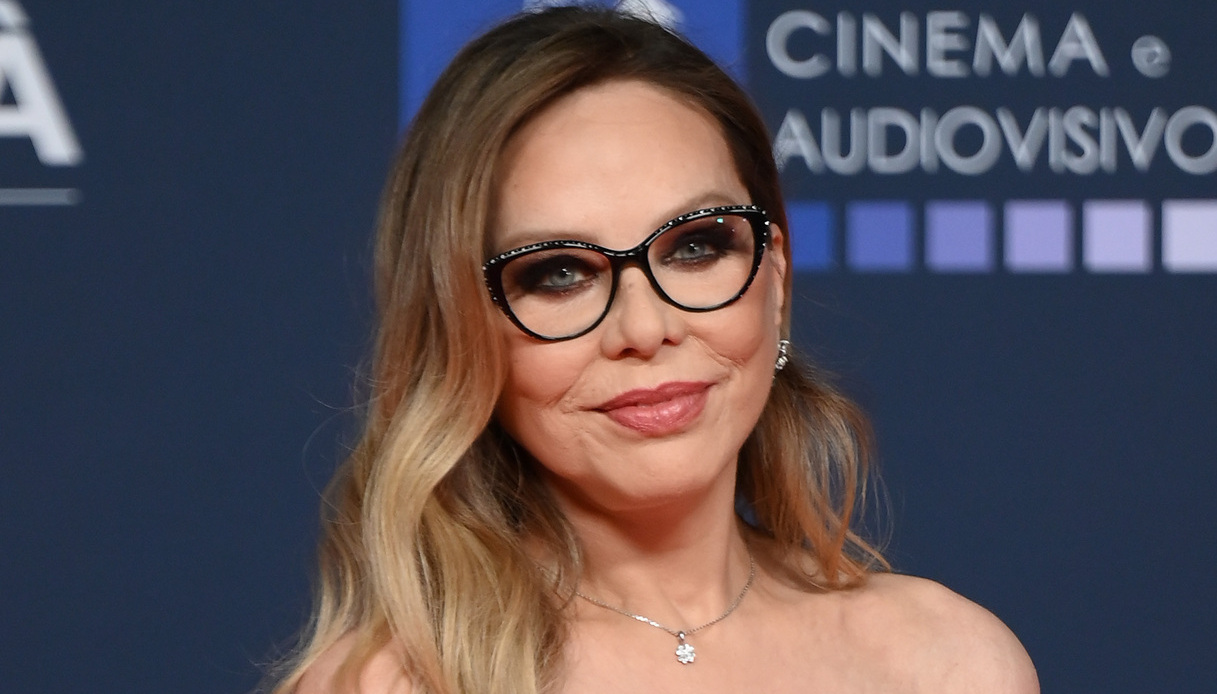 Ornella Muti senza filtri, da Adriano Celentano all’amore (che non c'è più): “Basta perdermi con gente sbagliata”