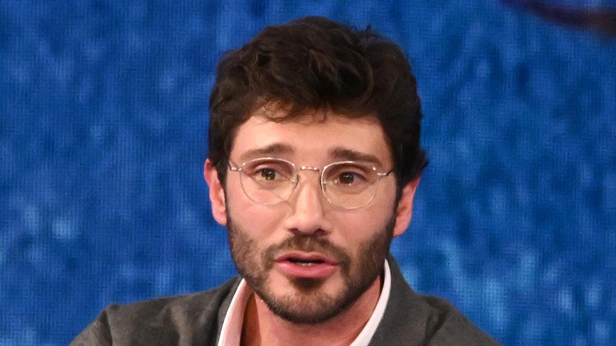 https://wips.plug.it/cips/libero.it/magazine/cms/2026/05/sanremo-2027-rivoluzione-segreta-vincitori-eurovision-ribaltato-de-martino-blindato-indiscrezione.jpeg