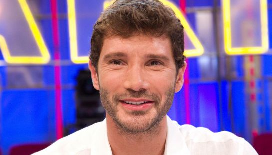 Stefano De Martino conduce Affari Tuoi Mundial