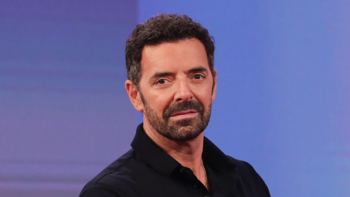 https://wips.plug.it/cips/libero.it/magazine/cms/2026/06/alberto-matano-sorelle-ritrovate-vita-in-diretta-23-6-2026-liberomagazine-it.jpg
