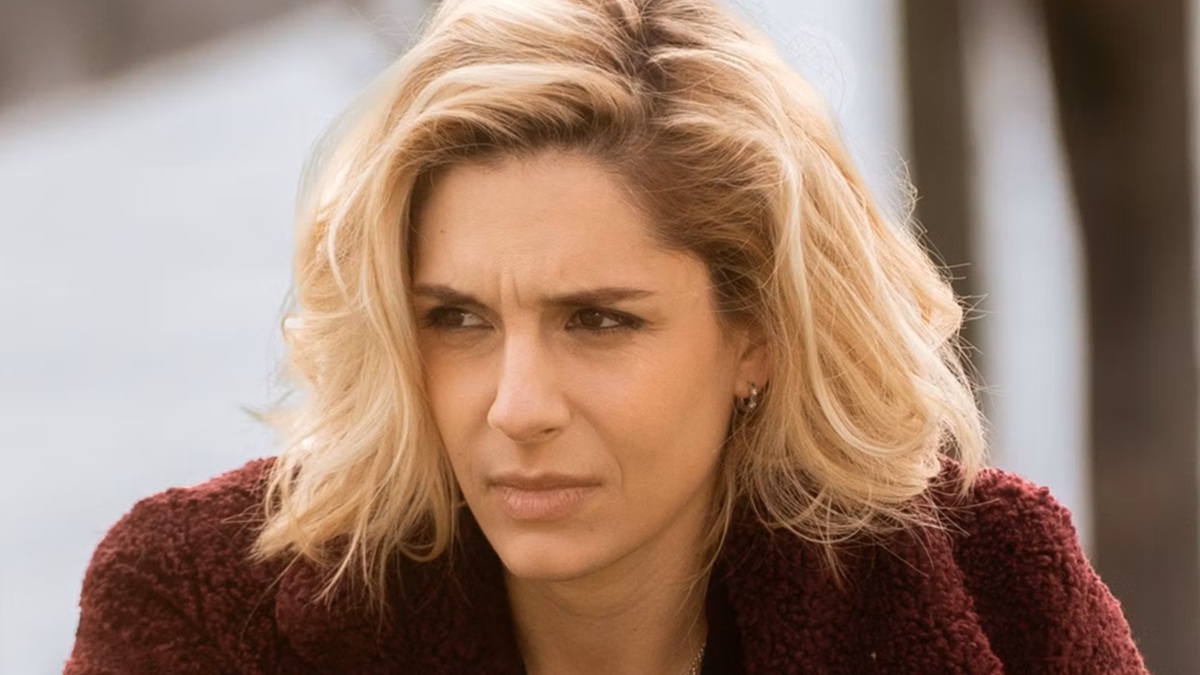 Beatrice Arnera, l’amore con Raoul Bova accende l’odio sui social: insulti choc e gravi minacce. Aperta un’indagine