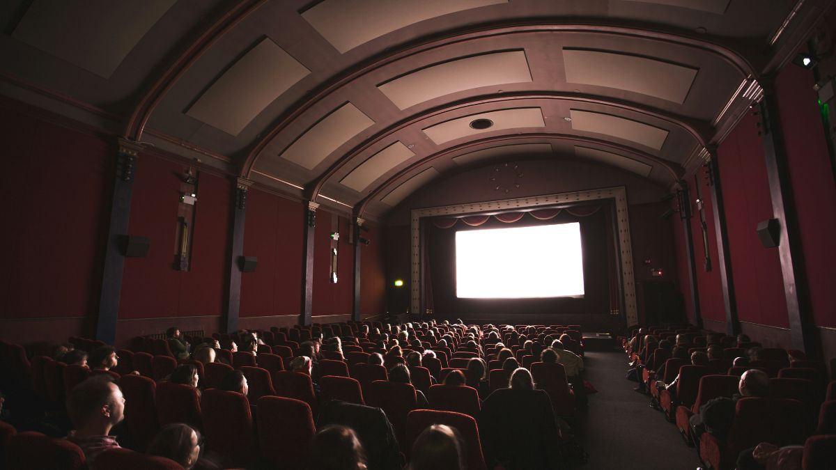 https://wips.plug.it/cips/libero.it/magazine/cms/2026/06/cinema-in-festa-2026-quando-dove-come-film-scontati-iniziativa-sconto.jpg