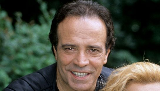 Enrico Montesano, stasera in TV il suo vero capolavoro: il film (sottovalutato) diventato un cult senza epoca
