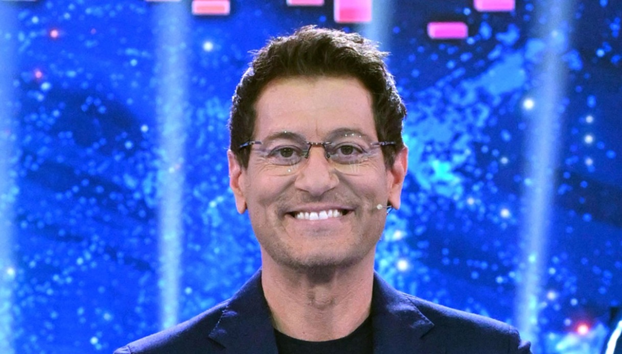https://wips.plug.it/cips/libero.it/magazine/cms/2026/06/enrico-papi-1217.jpg