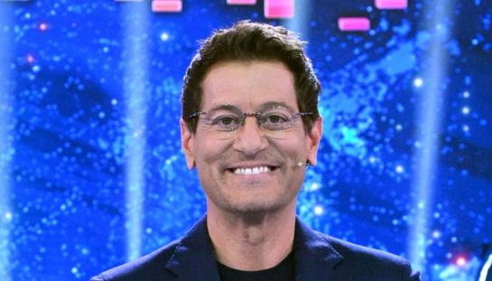 Enrico Papi conduce 'Sarabanda Celebrity'