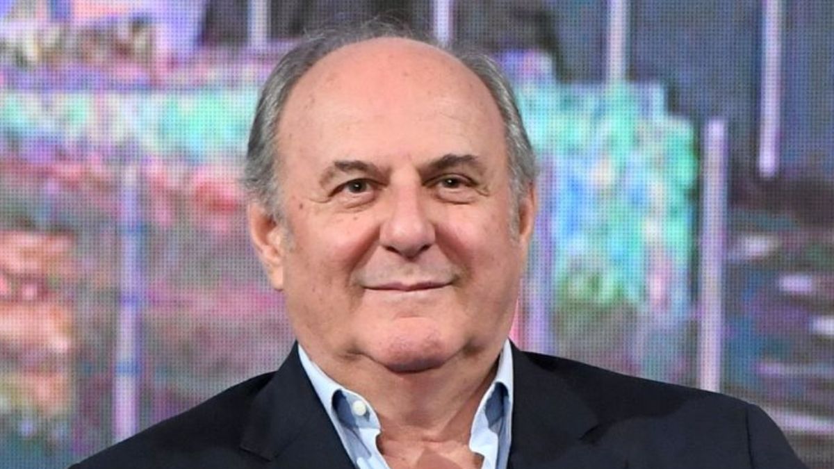 La Ruota della Fortuna, Gerry Scotti incantato dal gesto unico del pubblico: "Una cosa meravigliosa". E confessa perché si sente speciale