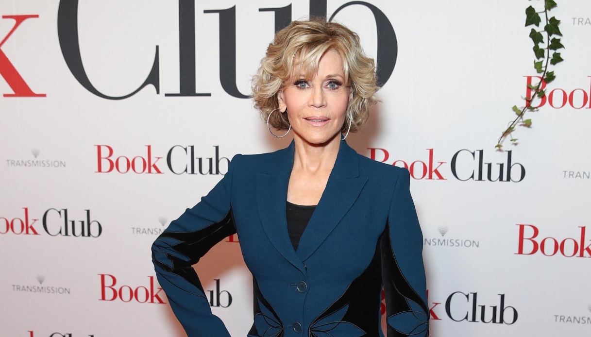 https://wips.plug.it/cips/libero.it/magazine/cms/2026/06/jane-fonda-cover-1217.jpg