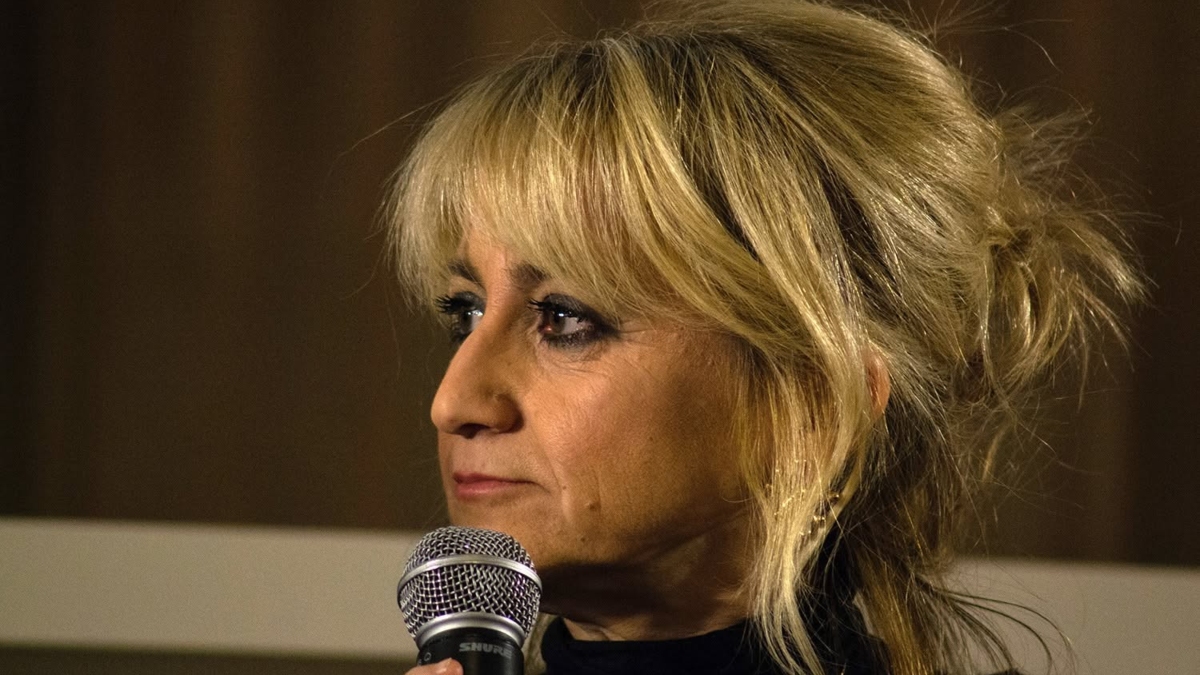 https://wips.plug.it/cips/libero.it/magazine/cms/2026/06/luciana-littizzetto-femmine-contro-maschi.jpg