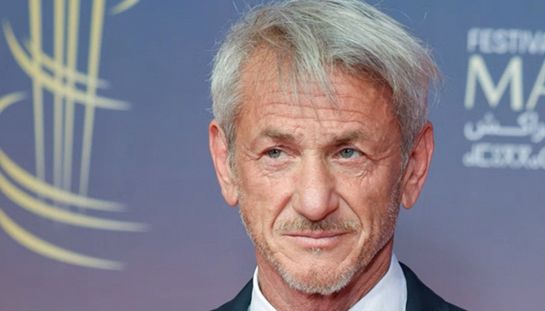 Sean Penn, gli Oscar visti da casa e l'ostilità nei confronti dei selfie