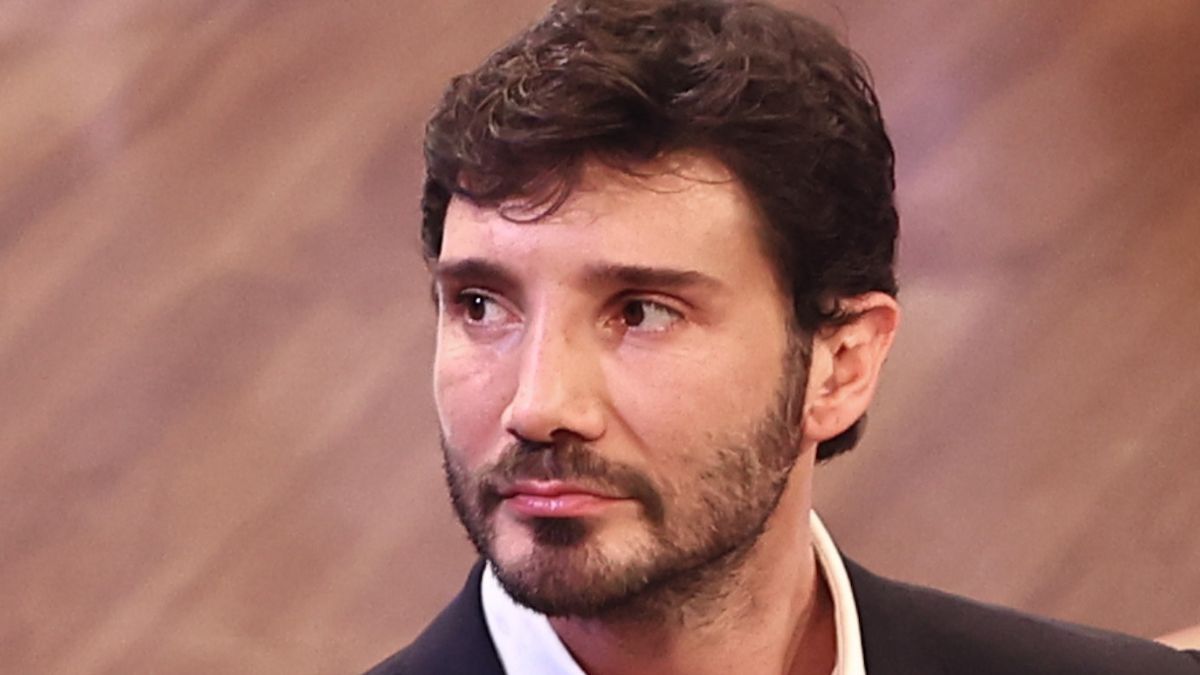 https://wips.plug.it/cips/libero.it/magazine/cms/2026/07/affari-tuoi-14.jpg