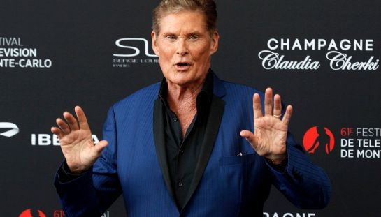 Era il volto di Baywatch e Supercar: che fine ha fatto David Hasselhoff, simbolo degli anni '80 e '90