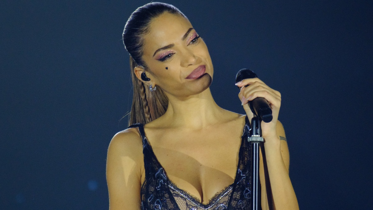 https://wips.plug.it/cips/libero.it/magazine/cms/2026/07/elodie_sold_out_e_nuove_date_tour_2027.jpeg