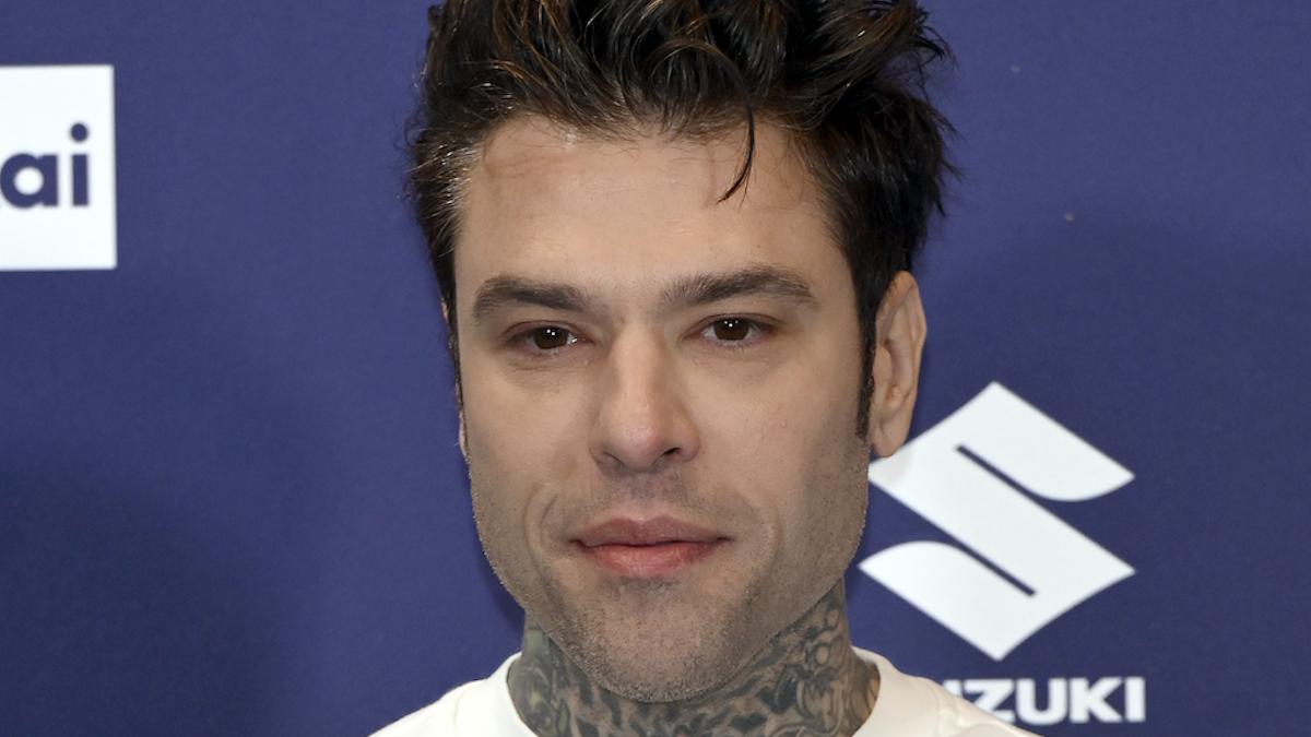 https://wips.plug.it/cips/libero.it/magazine/cms/2026/07/fedez_dimissioni_ospedale.png