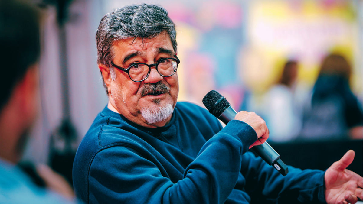 https://wips.plug.it/cips/libero.it/magazine/cms/2026/07/francesco-pannofino-al-giffoni-2026-intervista.png