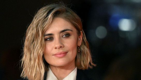 Venezia 2026, Greta Scarano madrina e conduttrice dell'apertura del Festival; una star di Mare Fuori per la chiusura