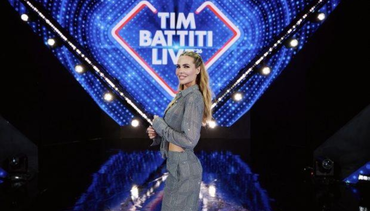 https://wips.plug.it/cips/libero.it/magazine/cms/2026/07/ilary-blasi-tim-battiti-live-cover-1217.jpg