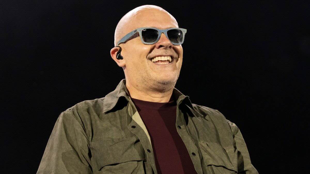 https://wips.plug.it/cips/libero.it/magazine/cms/2026/07/max-pezzali-20260712-libero-it.jpeg