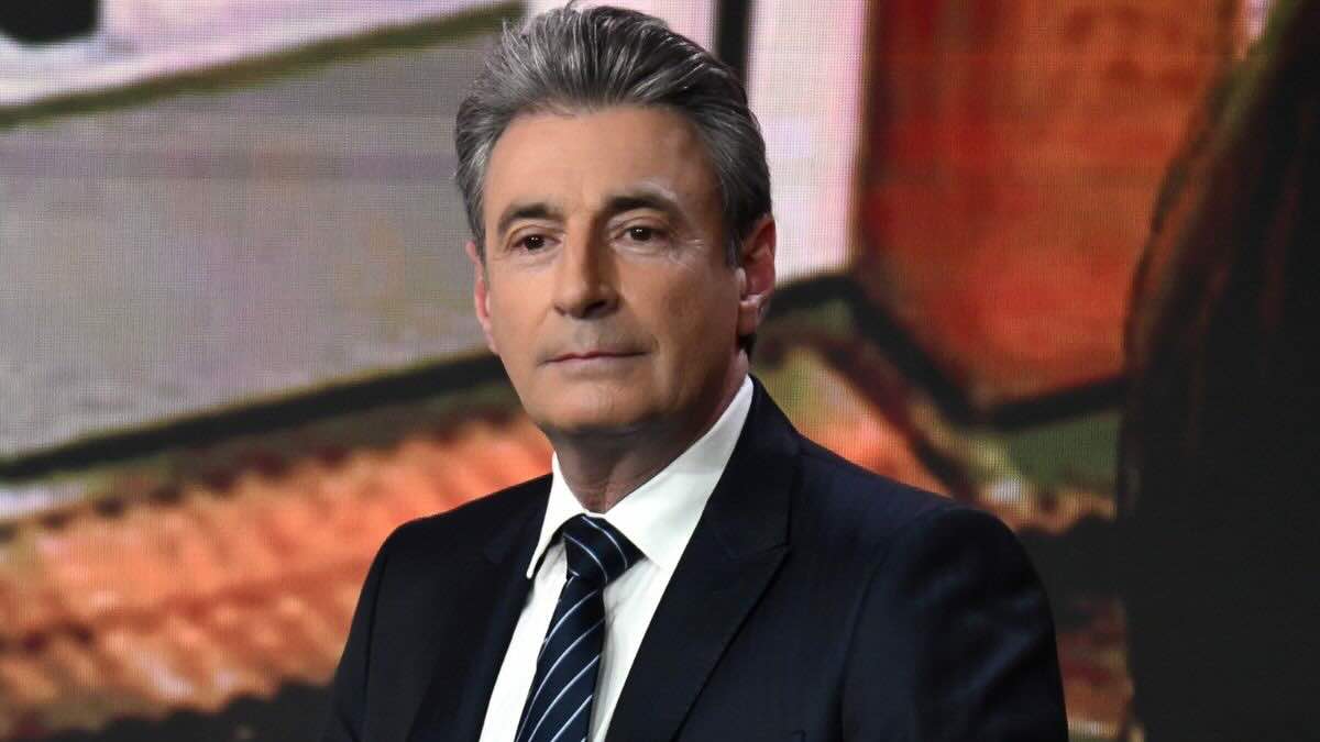 Milo Infante torna sul caso Garlasco e si scusa con Stasi: "Mi sento in colpa". L'ammissione del conduttore